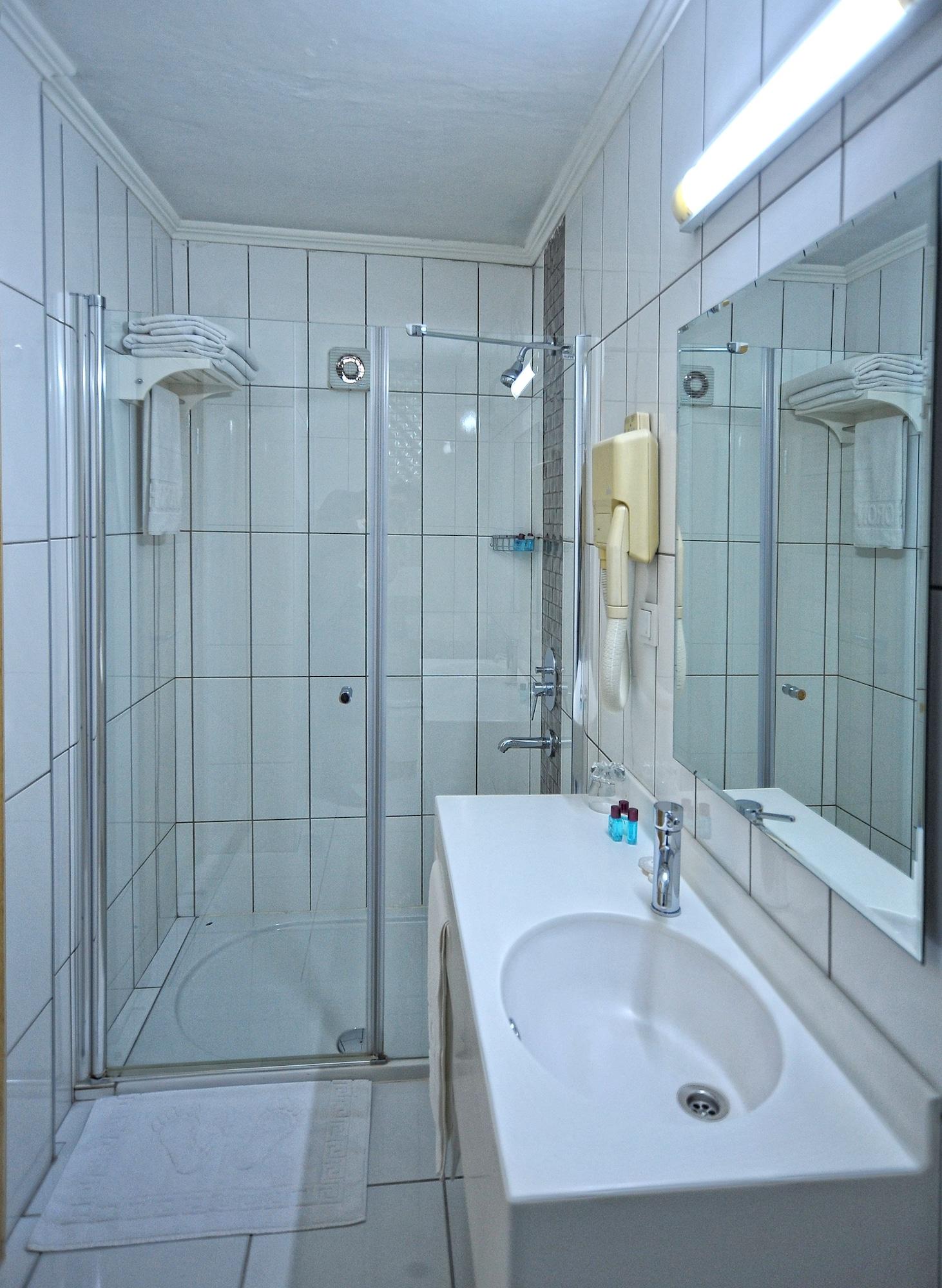 Horon Hotel ทรับซอน ภายนอก รูปภาพ