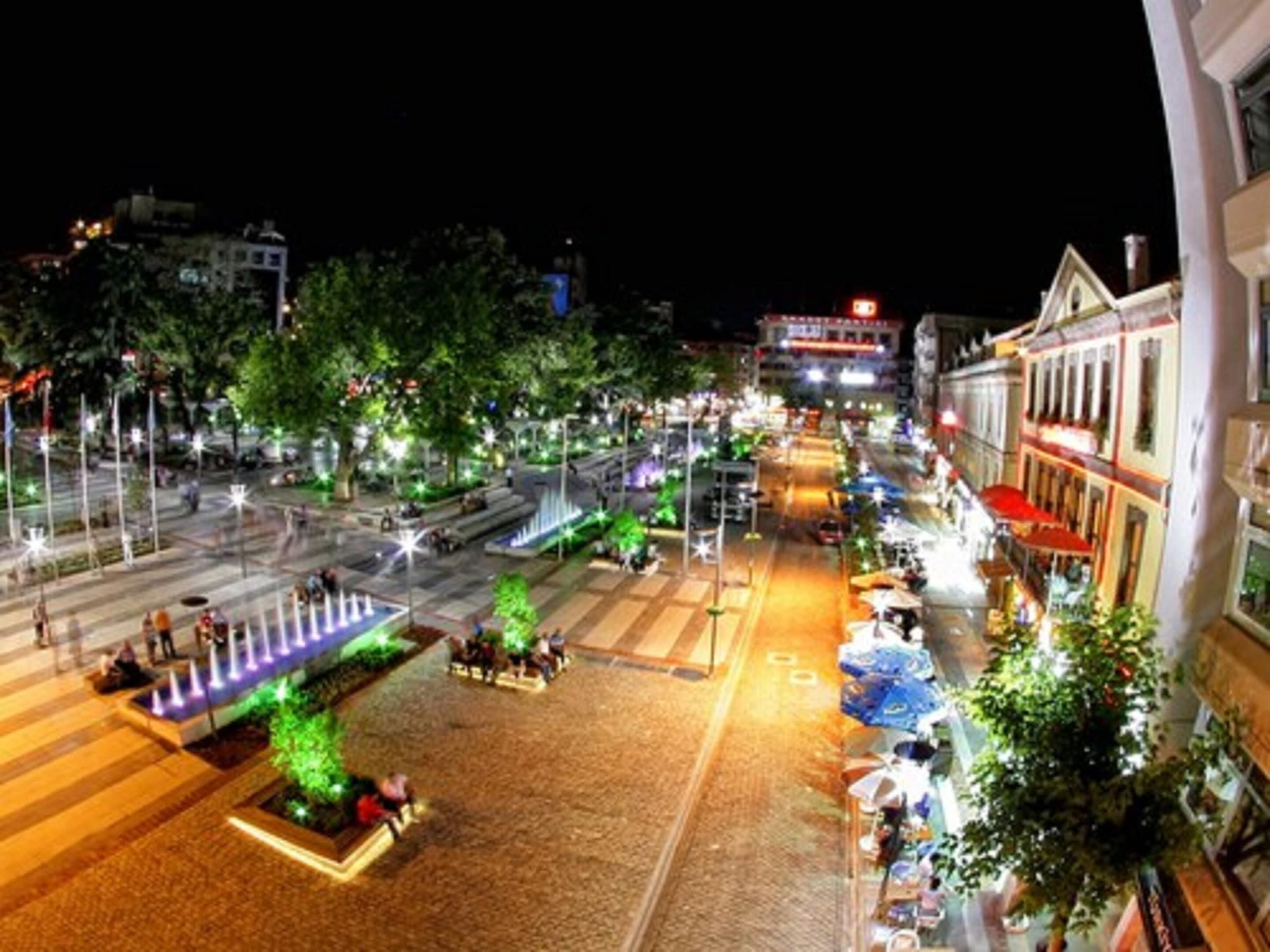 Horon Hotel ทรับซอน ภายนอก รูปภาพ