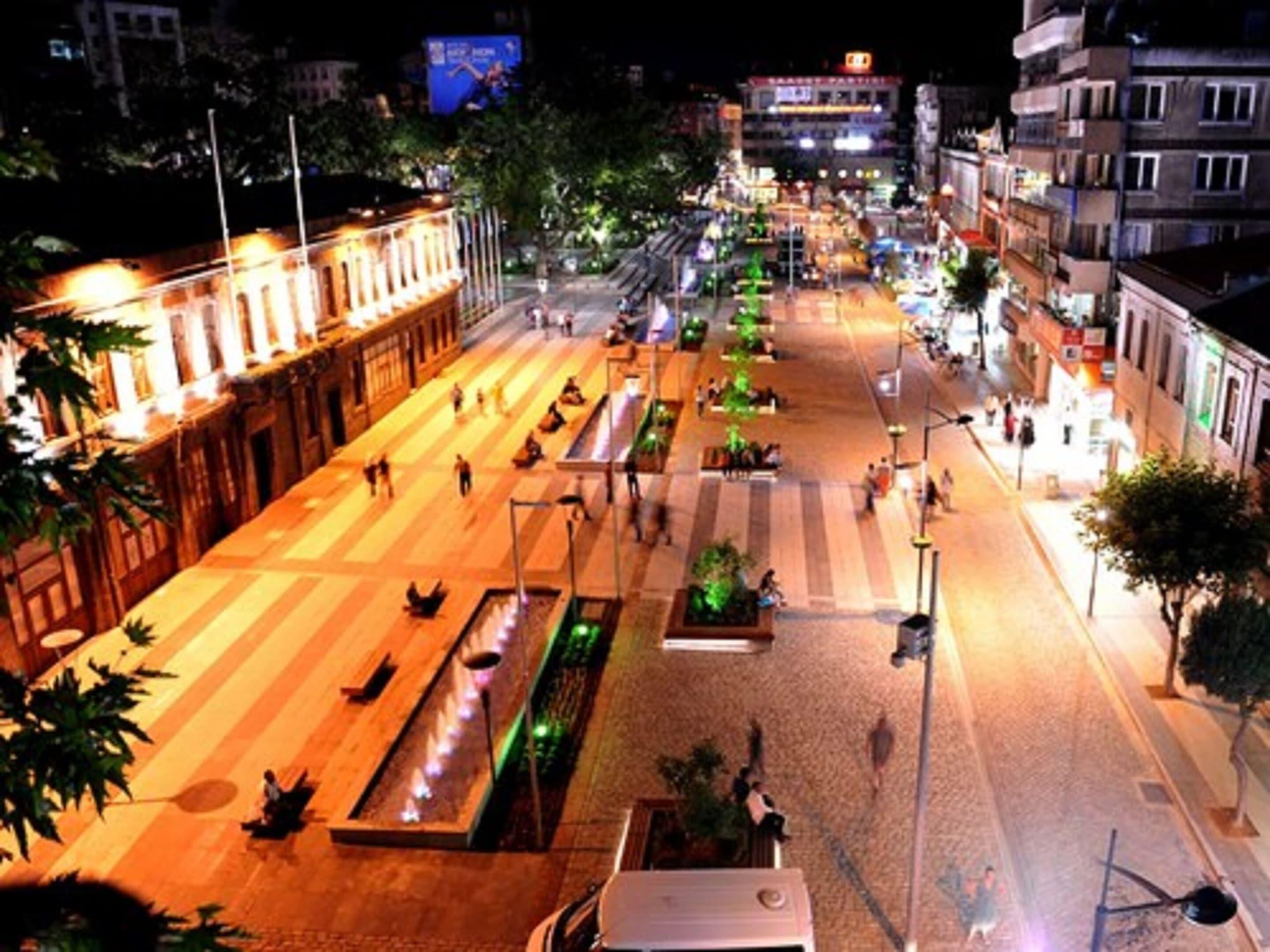 Horon Hotel ทรับซอน ภายนอก รูปภาพ