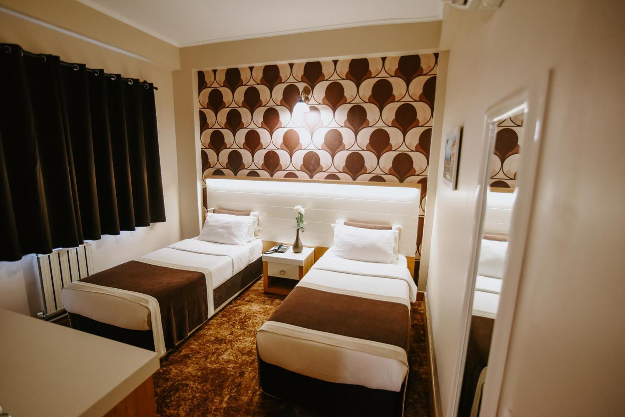 Horon Hotel ทรับซอน ภายนอก รูปภาพ