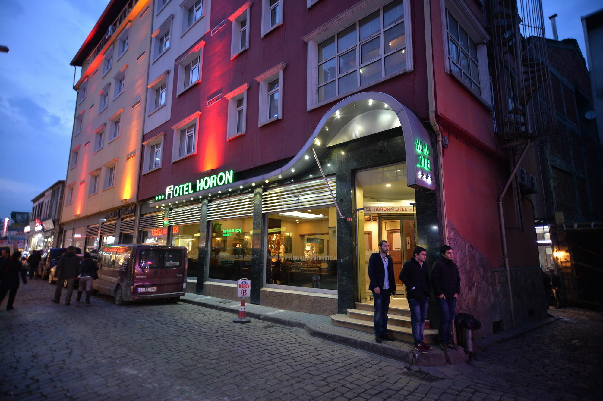 Horon Hotel ทรับซอน ภายนอก รูปภาพ